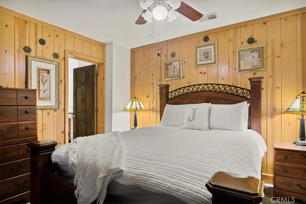 226 Holiday Drive, Lake Arrowhead, California 92352 home-pic-28