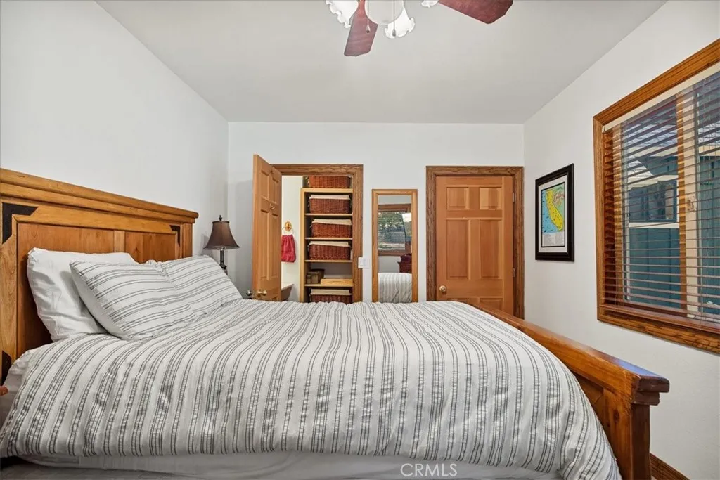 226 Holiday Drive, Lake Arrowhead, California 92352 home-pic-22