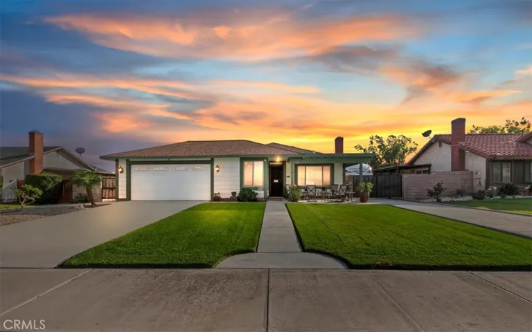 1381 W Alru Street, Bloomington, California 92316