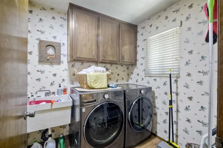 Washer and Dryer convey