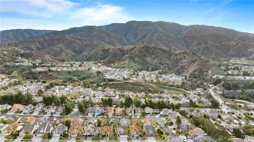 3371 Amy Drive, Corona, California 92882