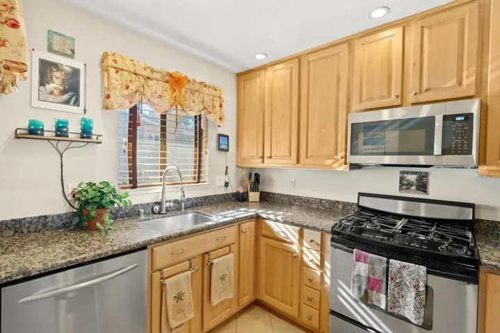 549 Cassatt Way, San Jose, California 95125