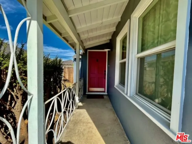 9317 Kincardine Avenue, Los Angeles, California 90034