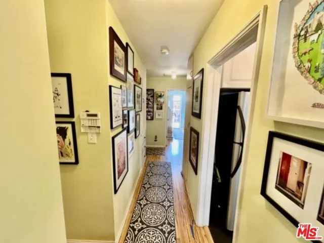 9317 Kincardine Avenue, Los Angeles, California 90034