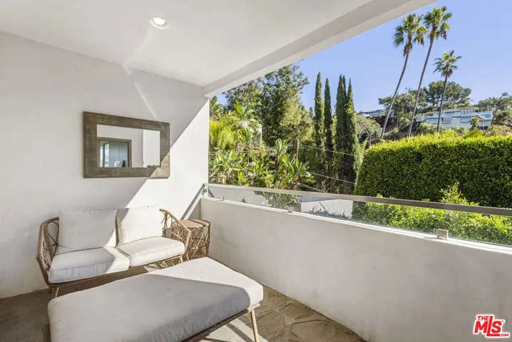 1523 1/2 N Doheny Drive, Los Angeles, California 90069
