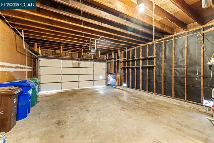 2-Car Garage