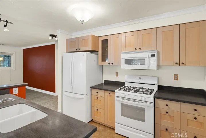3030 Silverbell Road, Chico, California 95973