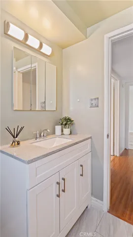 Upstairs Bathroom