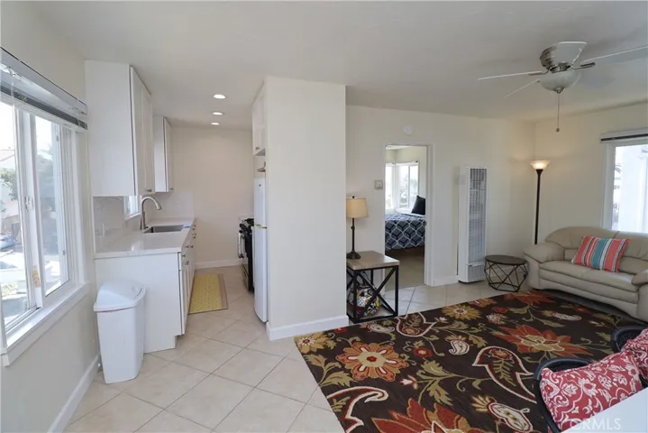 330 Avenida Cabrillo 2, San Clemente, California 92672