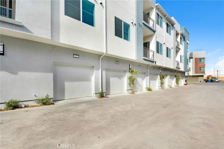 4127 E Circle Paseo 202, Ontario, California 91764