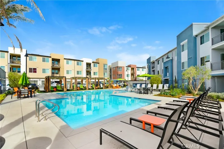 4127 E Circle Paseo 202, Ontario, California 91764