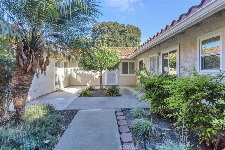 2223 Via Puerta B, Laguna Woods, California 92637