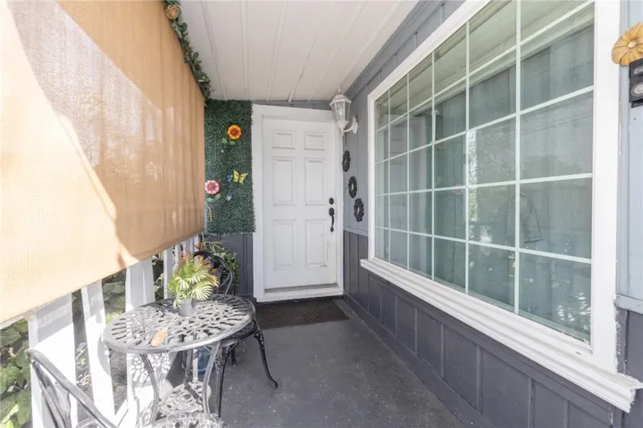 Front Porch- Front House