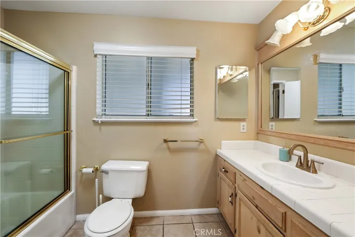 31505 Circle View, Running Springs, California 92382