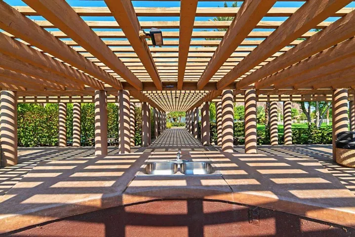 78945 Via Florence - Lake La Quinta Park