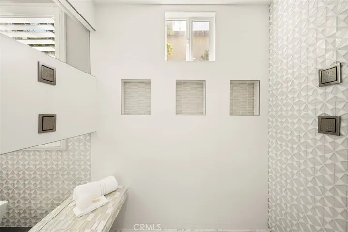 State-of-the-art Walk In Shower