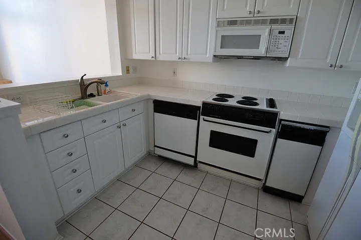 1301 Cabrillo Avenue 411, Torrance, California 90501