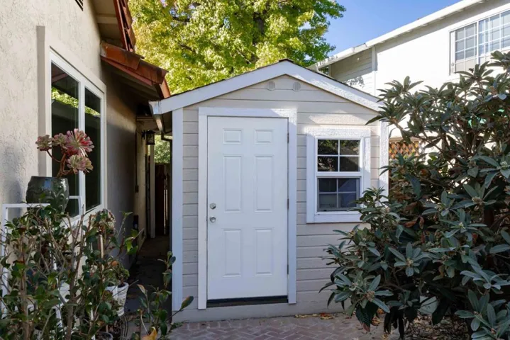 1046 Harvest Circle, Pleasanton, California 94566