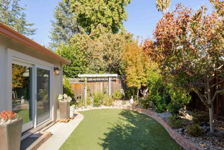 1046 Harvest Circle, Pleasanton, California 94566