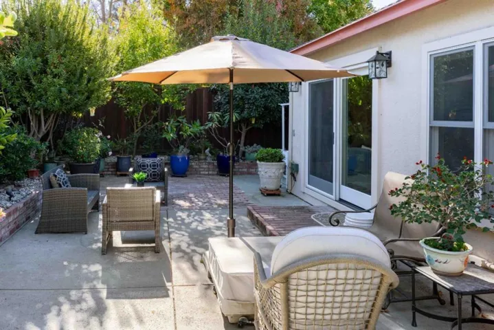 1046 Harvest Circle, Pleasanton, California 94566