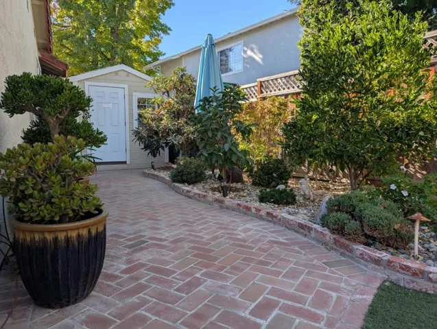 1046 Harvest Circle, Pleasanton, California 94566
