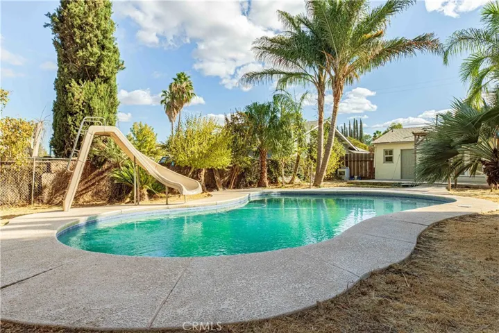 2525 Country Drive, Merced, California 95340