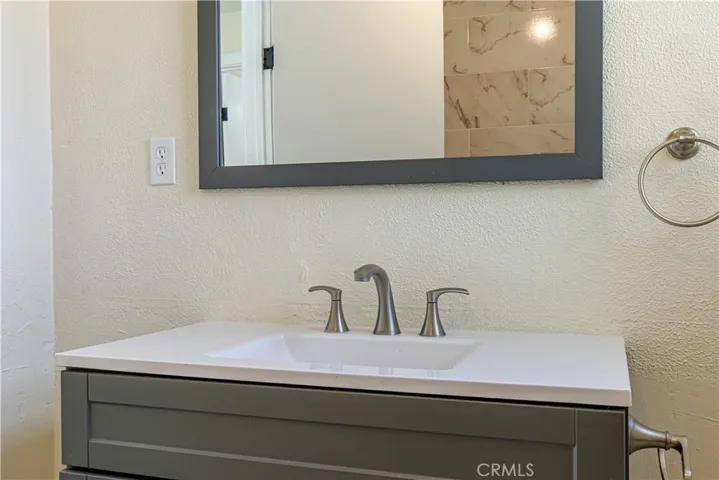 2525 Country Drive, Merced, California 95340