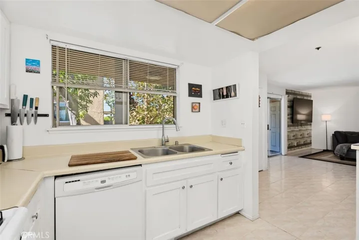 4201 W 5th Street 225, Santa Ana, California 92703