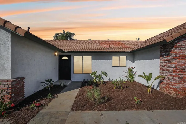 1340 Via Feliz, Fallbrook, California 92028