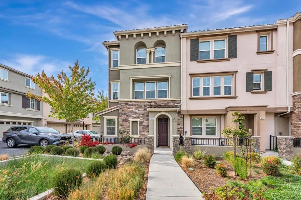 309 Fanuncio Lane, Hayward, California 94544 home-pic-54
