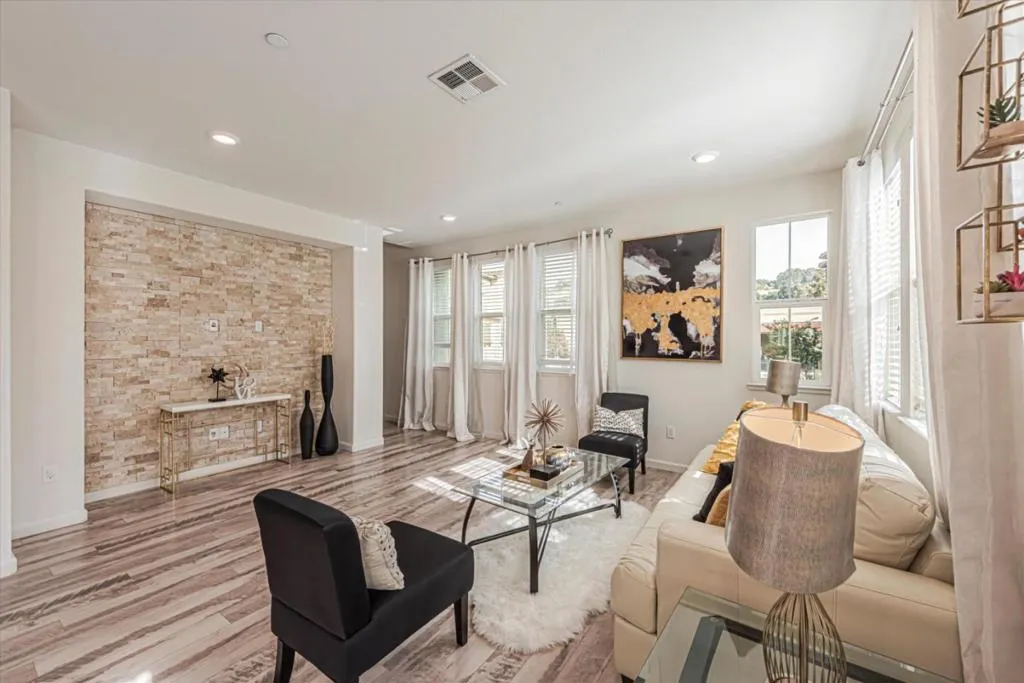 309 Fanuncio Lane, Hayward, California 94544 home-pic-6