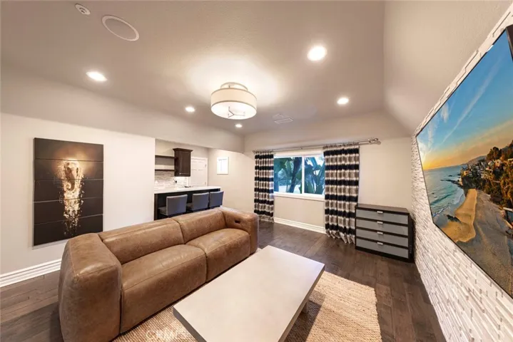 185 S Trish Court, Anaheim Hills, California 92808