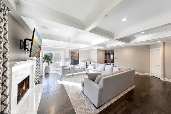 185 S Trish Court, Anaheim Hills, California 92808