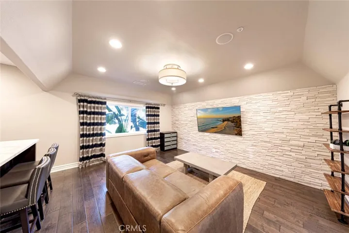 185 S Trish Court, Anaheim Hills, California 92808
