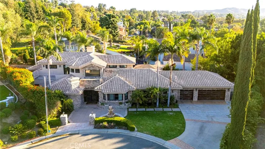 185 S Trish Court, Anaheim Hills, California 92808