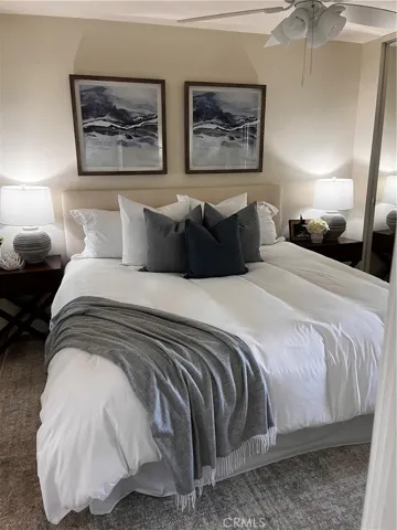 Main Master Bedroom w/ King Bed