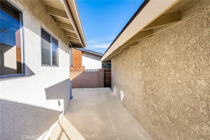 2102 E Napa Place, Anaheim, California 92806