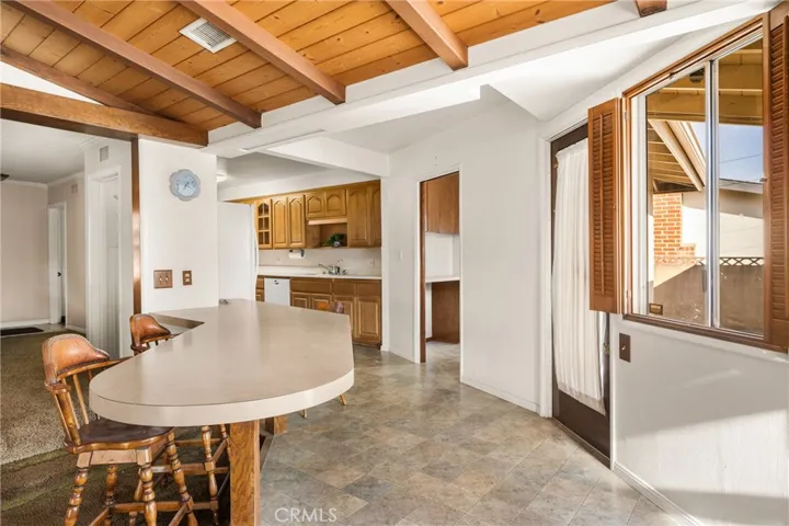 2102 E Napa Place, Anaheim, California 92806