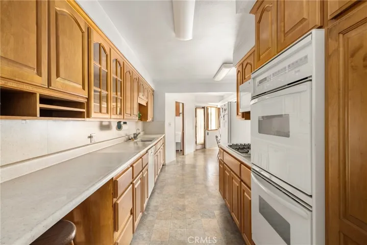 2102 E Napa Place, Anaheim, California 92806