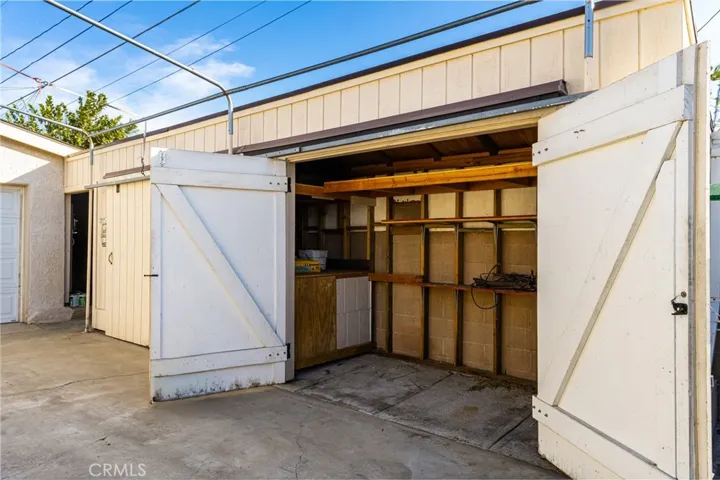 2102 E Napa Place, Anaheim, California 92806