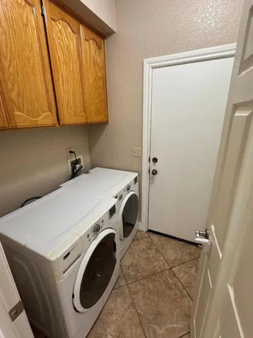 702 Whitney Court, Los Banos, California 93635