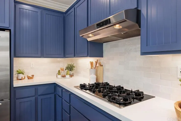 7070 Leeward Street, Carlsbad, California 92011