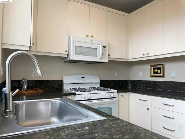 1480 Impressionist Loop, Roseville, California 95747