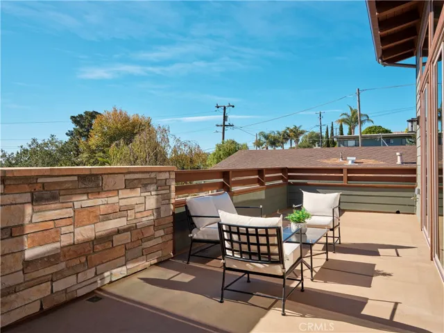 208 Larchmont Drive, Arroyo Grande, California 93420