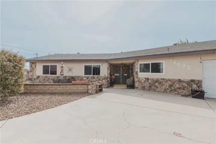 16637 Mesquite Street, Hesperia, California 92345