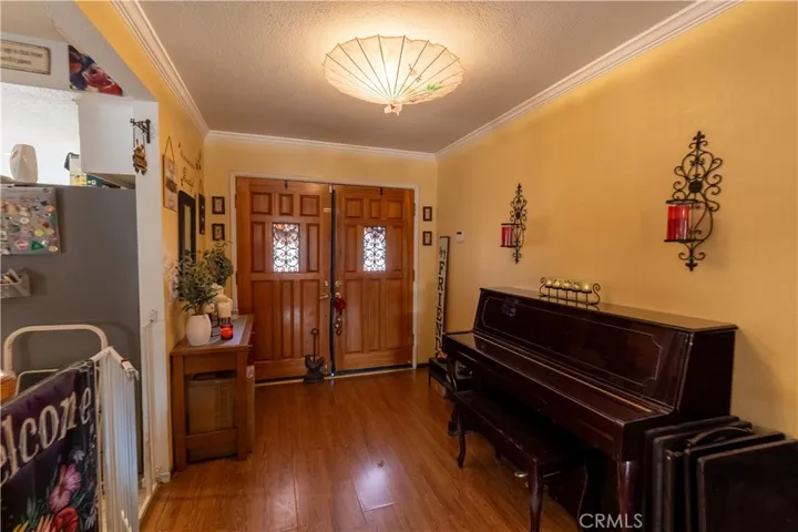 16637 Mesquite Street, Hesperia, California 92345