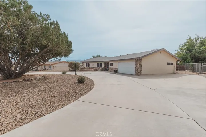 16637 Mesquite Street, Hesperia, California 92345