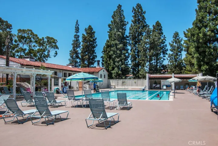 29 Calle Aragon Q, Laguna Woods, California 92637
