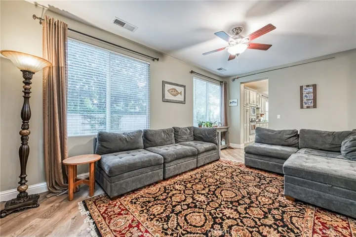 991 Rosewood Avenue, Sanger, California 93657