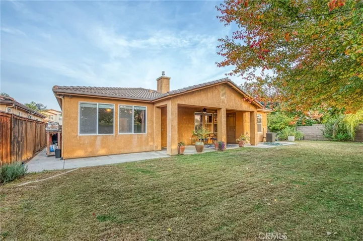 991 Rosewood Avenue, Sanger, California 93657